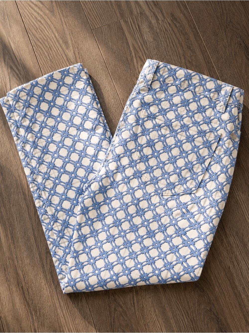 Vineyard Vines Blue & White Lattice Ankle Jeans